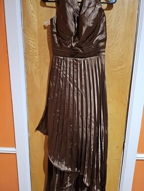 Elegant Brown Pleated Evening Dress